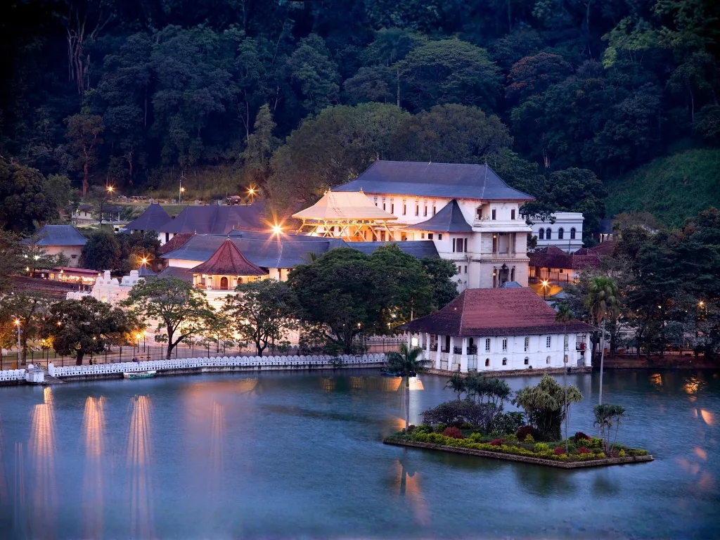 Kandy 4
